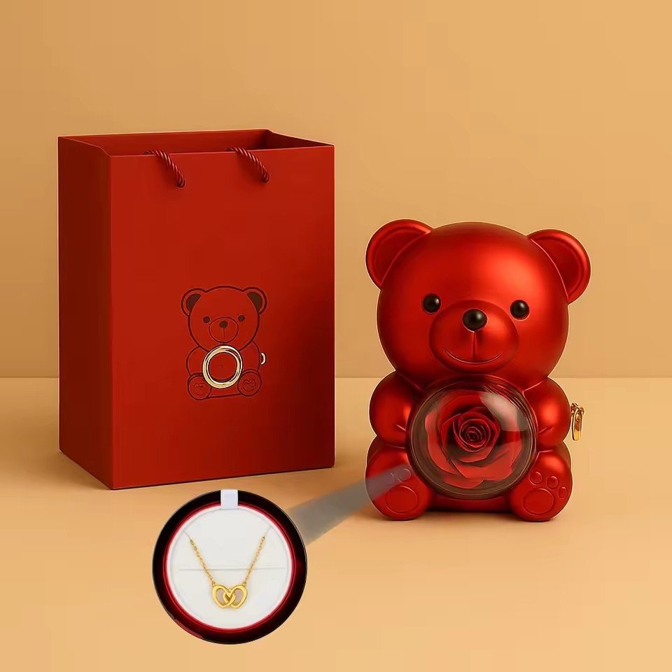 علبة دب دوّارة مع وردة محفوظة / Teddy-bear rotating box with preserved rose