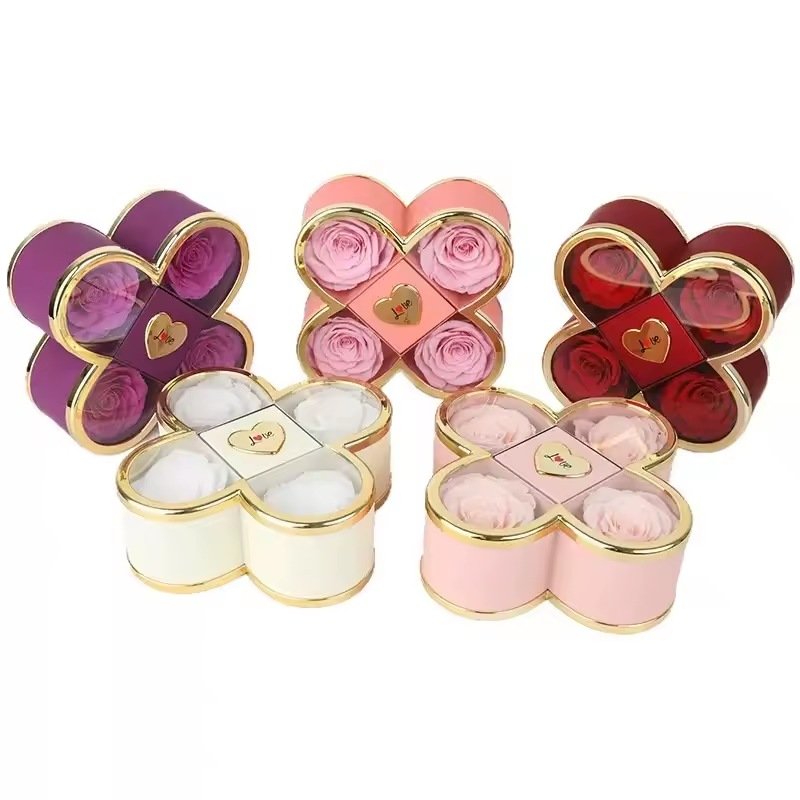 علبة مجوهرات بوردة محفوظة وتصميم برسيم رباعي الرفع الآلي / Four-leaf-clover automatic-lifting preserved rose jewelry box
