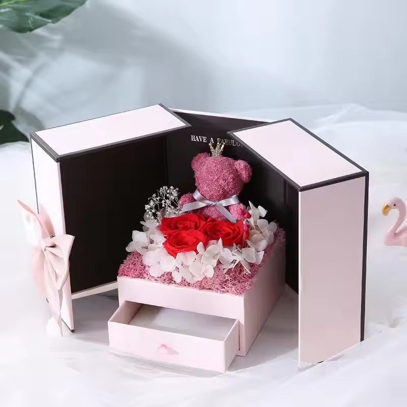 علبة ورد مضيئة بزينة دب / LED teddy-bear rose gift box