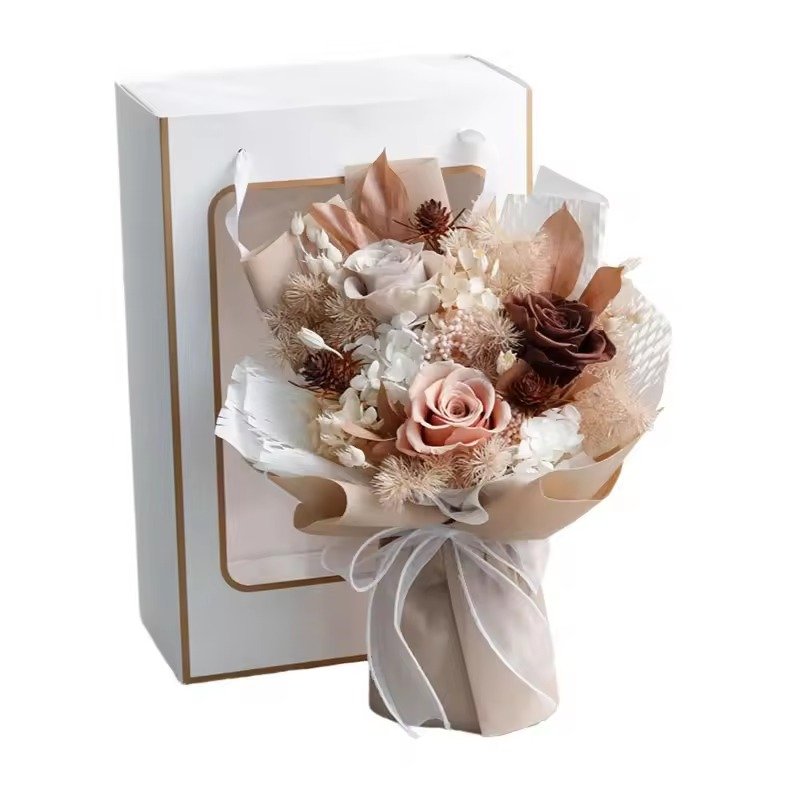 باقة هدية يدوية من الورد المحفوظ / Handmade preserved-rose bouquet gift